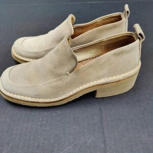 Calvin Klein Slip-On Moccasin Loafers Shoes, Taupe Suede Leather Women' Size 7.5